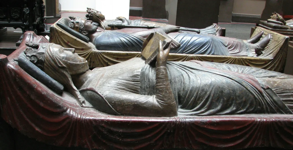 Why Ancient People Slept in Two Shifts Instead of One